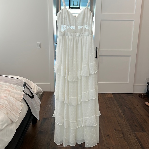Fame & Partners White Tiered Dress with Sheer Bodice Small - Picture 3 of 6